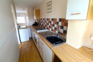 Kitchen- click for photo gallery